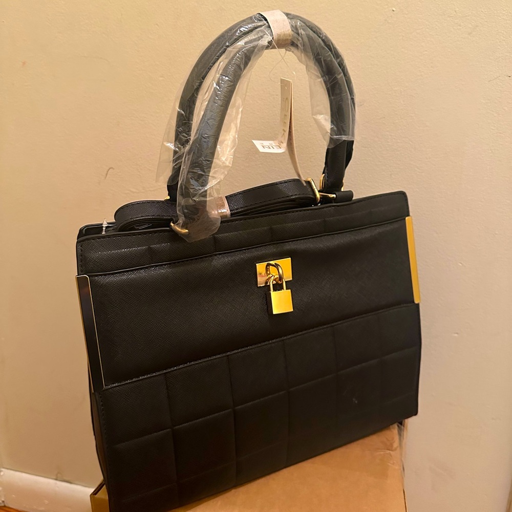 Beaut black classic bag; perfect for any ocassion!! NWT